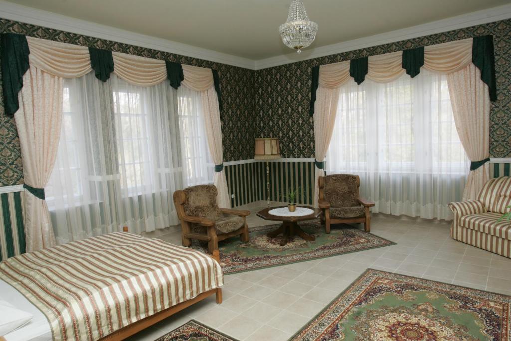 Festetich Kastélyszálló és Zsuzsanna Hotel Szeleste Habitación foto